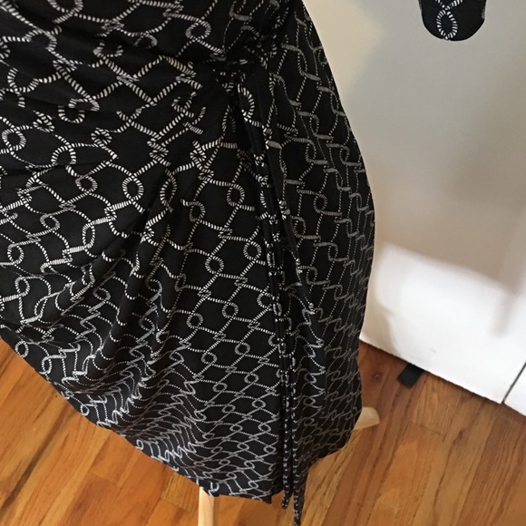 ‼️SOLD‼️Motherhood Maternity Wrap Dress - Picture 6 of 13